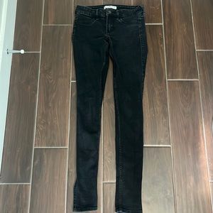 Black hollister jeans size 1L